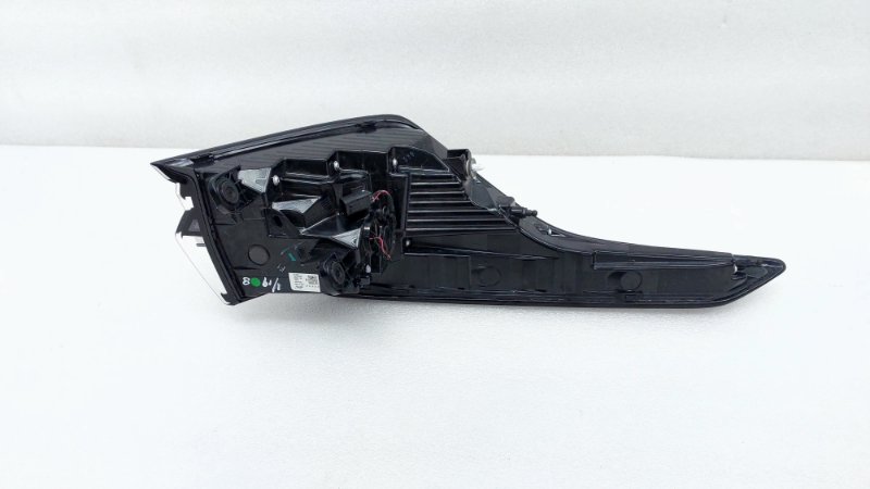 Фонарь Zeekr 001 1 2023 задн. прав. (б/у) Фонарь Zeekr 001 1 2023 задн. прав. (б/у)