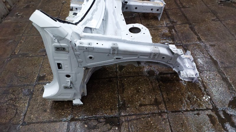 Кузов передняя часть UNI-V 2024 1 JL473ZQ7