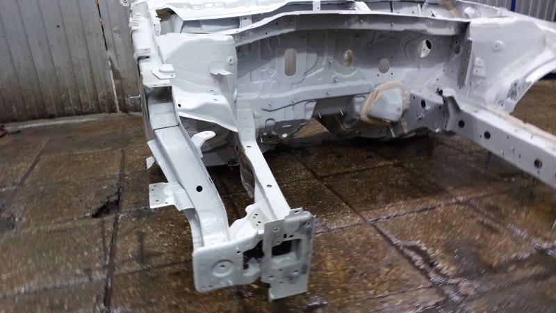 Кузов передняя часть UNI-V 2024 1 JL473ZQ7