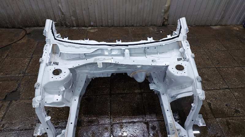 Кузов передняя часть UNI-V 2024 1 JL473ZQ7