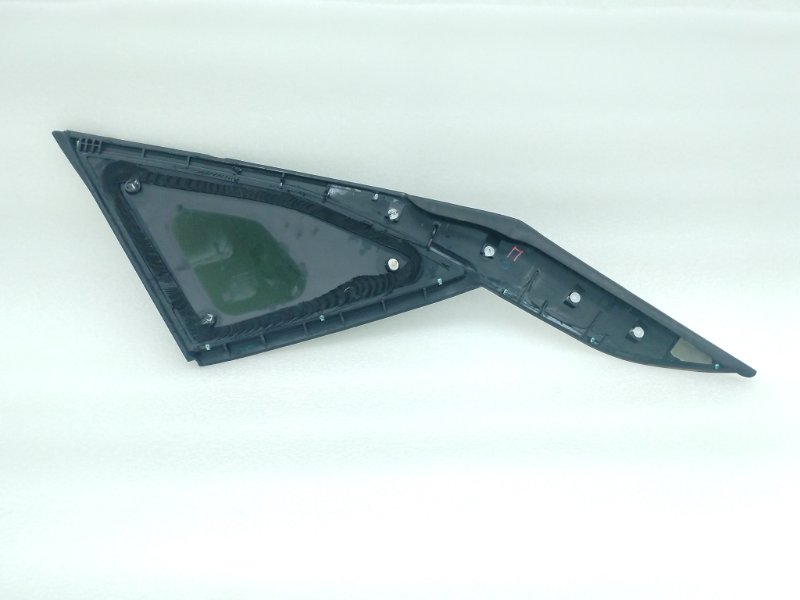 Стекло кузовное глухое Jetour Dashing 1 SQRE4T15C 2024 прав. (б/у)