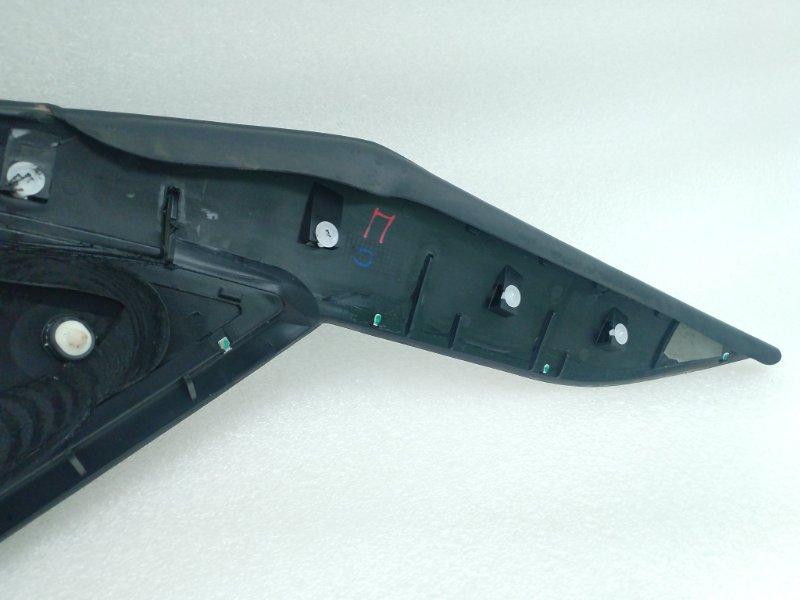 Стекло кузовное глухое Jetour Dashing 1 SQRE4T15C 2024 прав. (б/у)