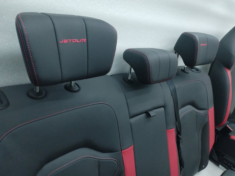 Сиденья комплект Jetour Dashing 1 SQRE4T15C 2024 (б/у) Сиденья комплект Jetour Dashing 1 SQRE4T15C 2024 (б/у)