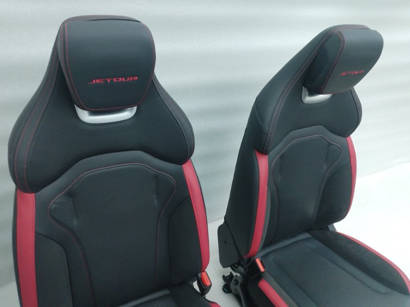 Сиденья комплект Jetour Dashing 1 SQRE4T15C 2024 (б/у) Сиденья комплект Jetour Dashing 1 SQRE4T15C 2024 (б/у)