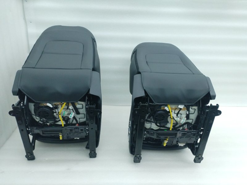 Сиденья комплект Jetour Dashing 1 SQRE4T15C 2024 (б/у) Сиденья комплект Jetour Dashing 1 SQRE4T15C 2024 (б/у)