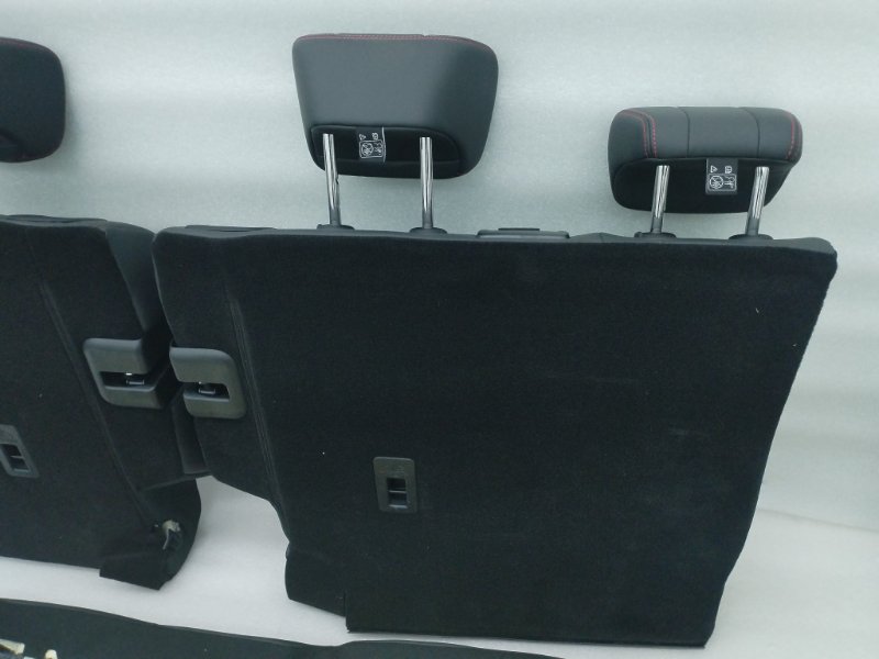 Сиденья комплект Jetour Dashing 1 SQRE4T15C 2024 (б/у) Сиденья комплект Jetour Dashing 1 SQRE4T15C 2024 (б/у)