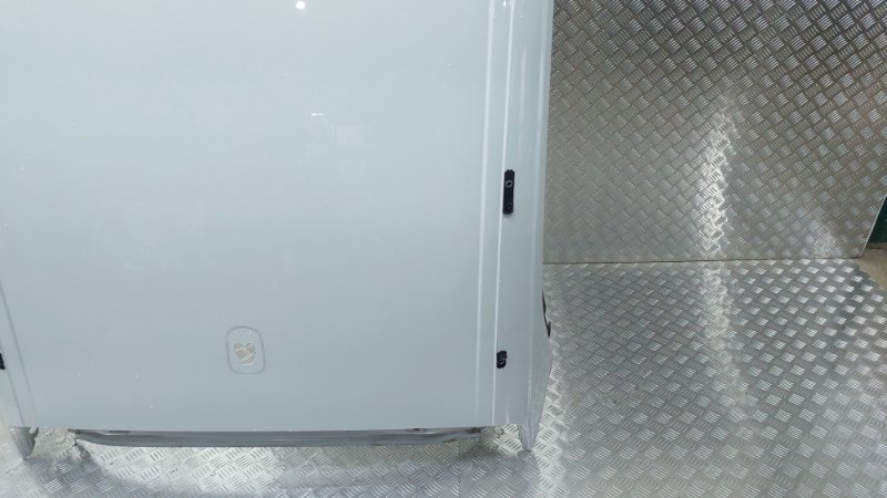 Крыша Q8 2019 4MN CVMD