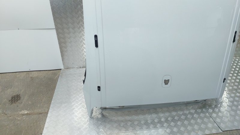 Крыша Q8 2019 4MN CVMD