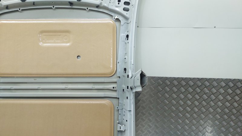 Крыша Q8 2019 4MN CVMD