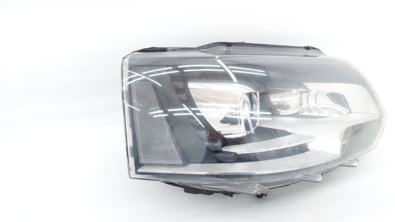 Фара правая Transporter Caravelle 2011 T5 CAAC