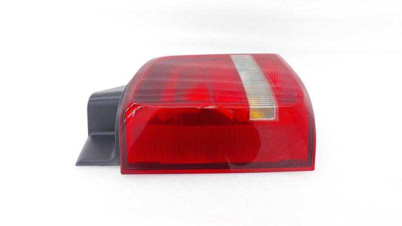 Фонарь левый Transporter Caravelle 2011 T5 CAAC