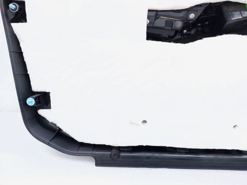 Обшивка двери передняя правая E5 2024 GS11 SQRE4T15C
