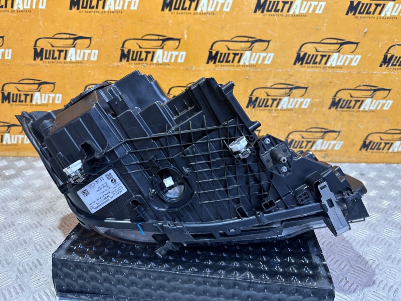 Фара BMW 5 Series G30 2016 перед. лев. Фара BMW 5 Series G30 2016 перед. лев.