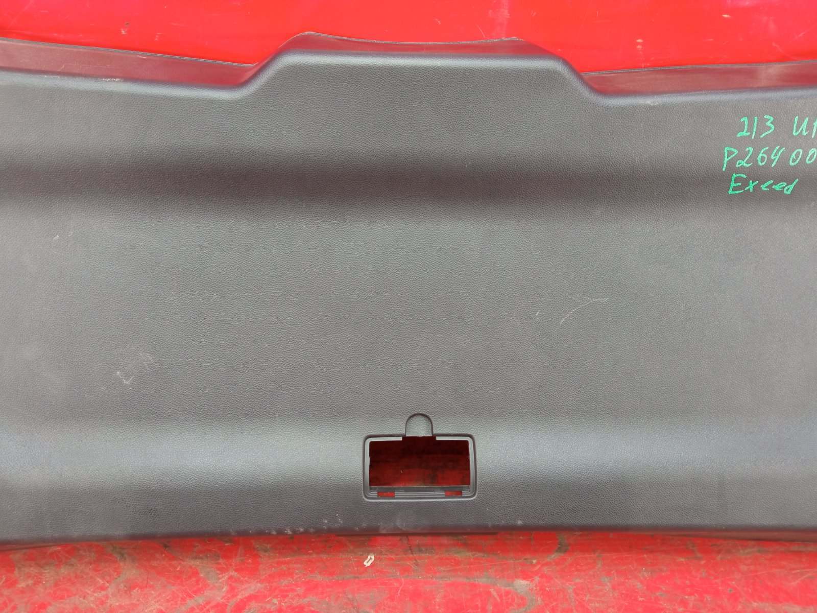 Обшивка двери багажника Exeed VX 1 2021 (б/у)