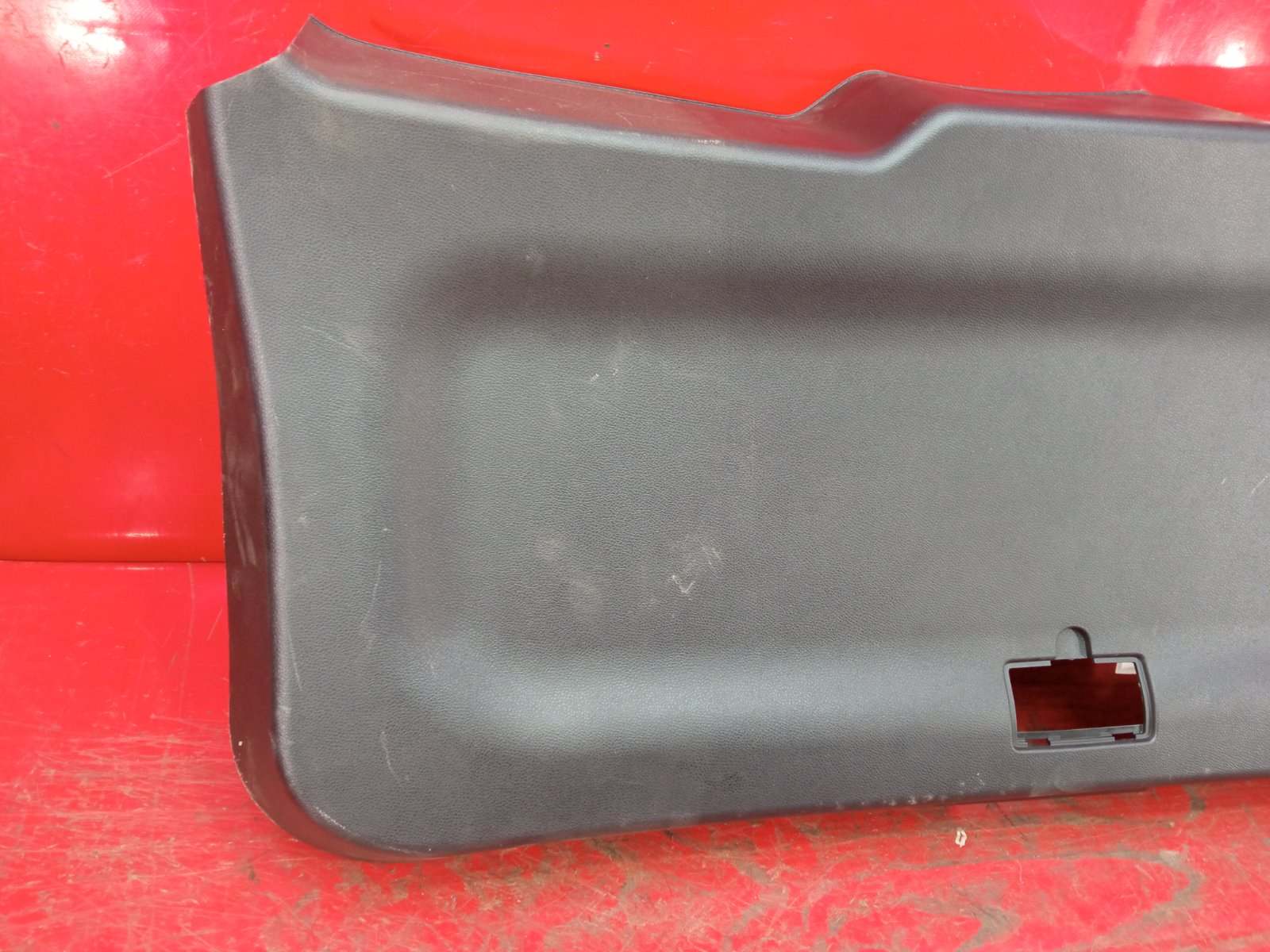 Обшивка двери багажника Exeed VX 1 2021 (б/у)