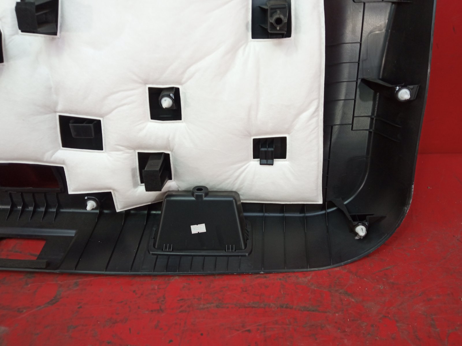 Обшивка двери багажника Exeed VX 1 2021 (б/у)