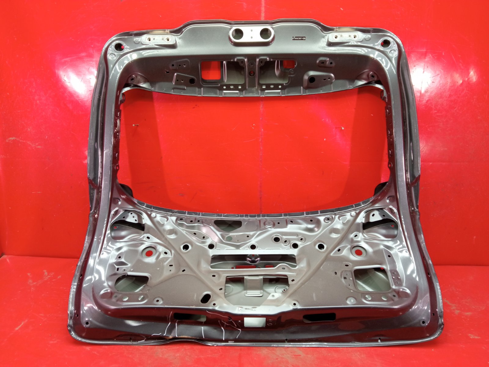 Крышка багажника LEXUS NX 2 2021 (б/у)