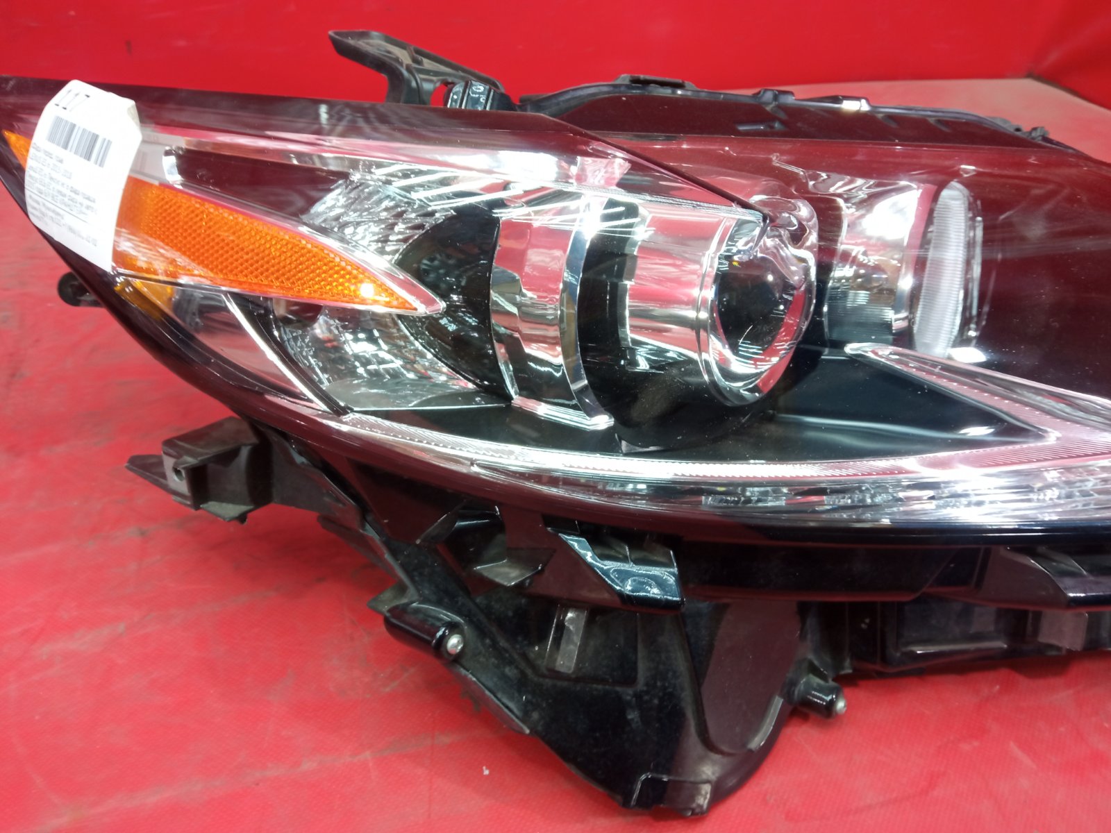 Фара LEXUS ES 6 2015 перед. прав. (б/у)