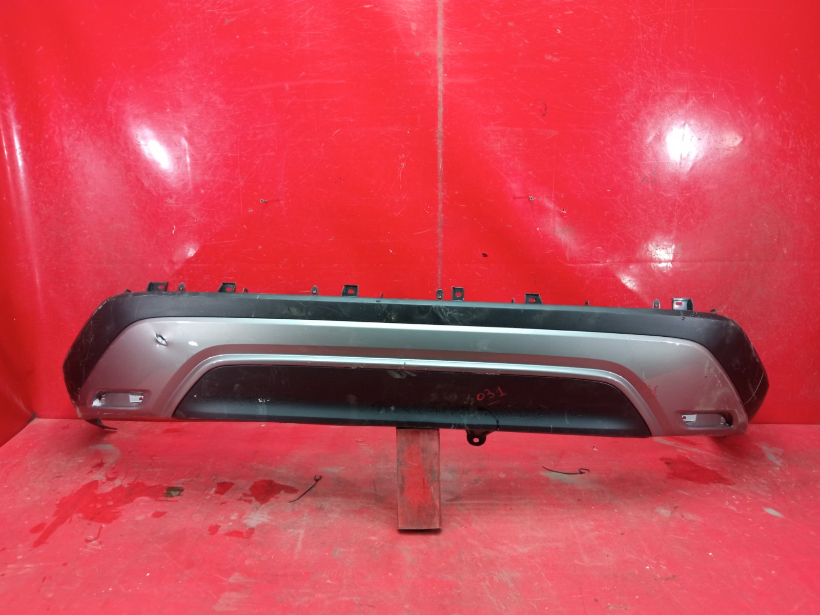 Юбка бампера LEXUS RX 5 2022 задн. (б/у)