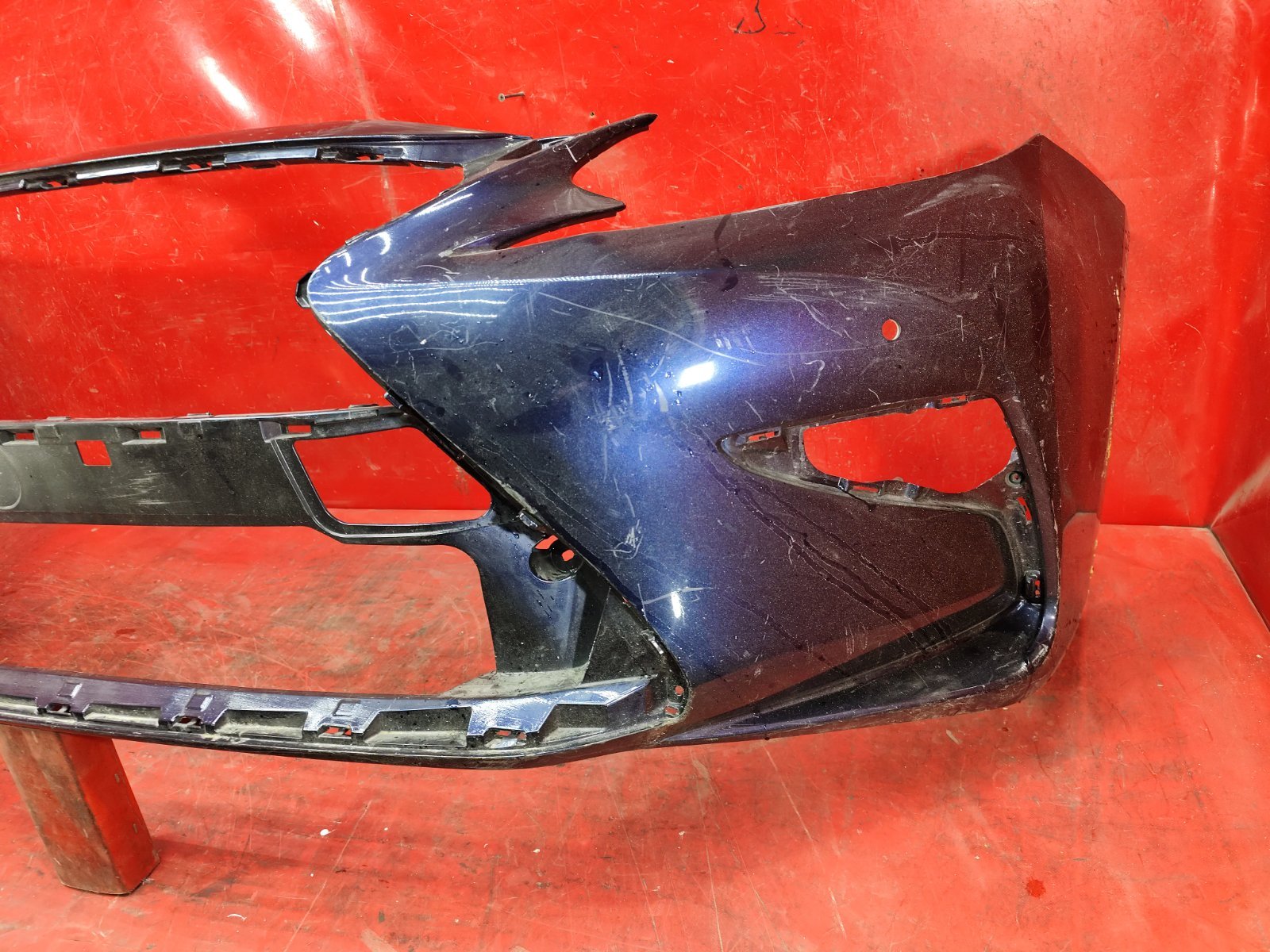 Бампер LEXUS ES 6 2015 перед. (б/у)