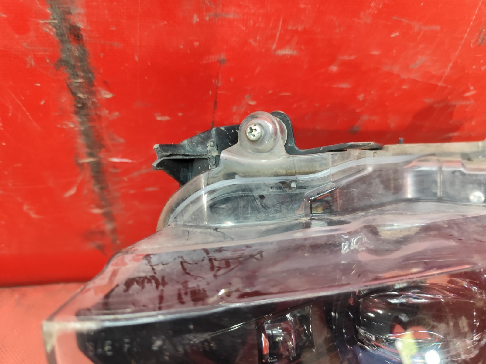 Фара противотуманная LEXUS LX 4 2021 перед. лев. (б/у)