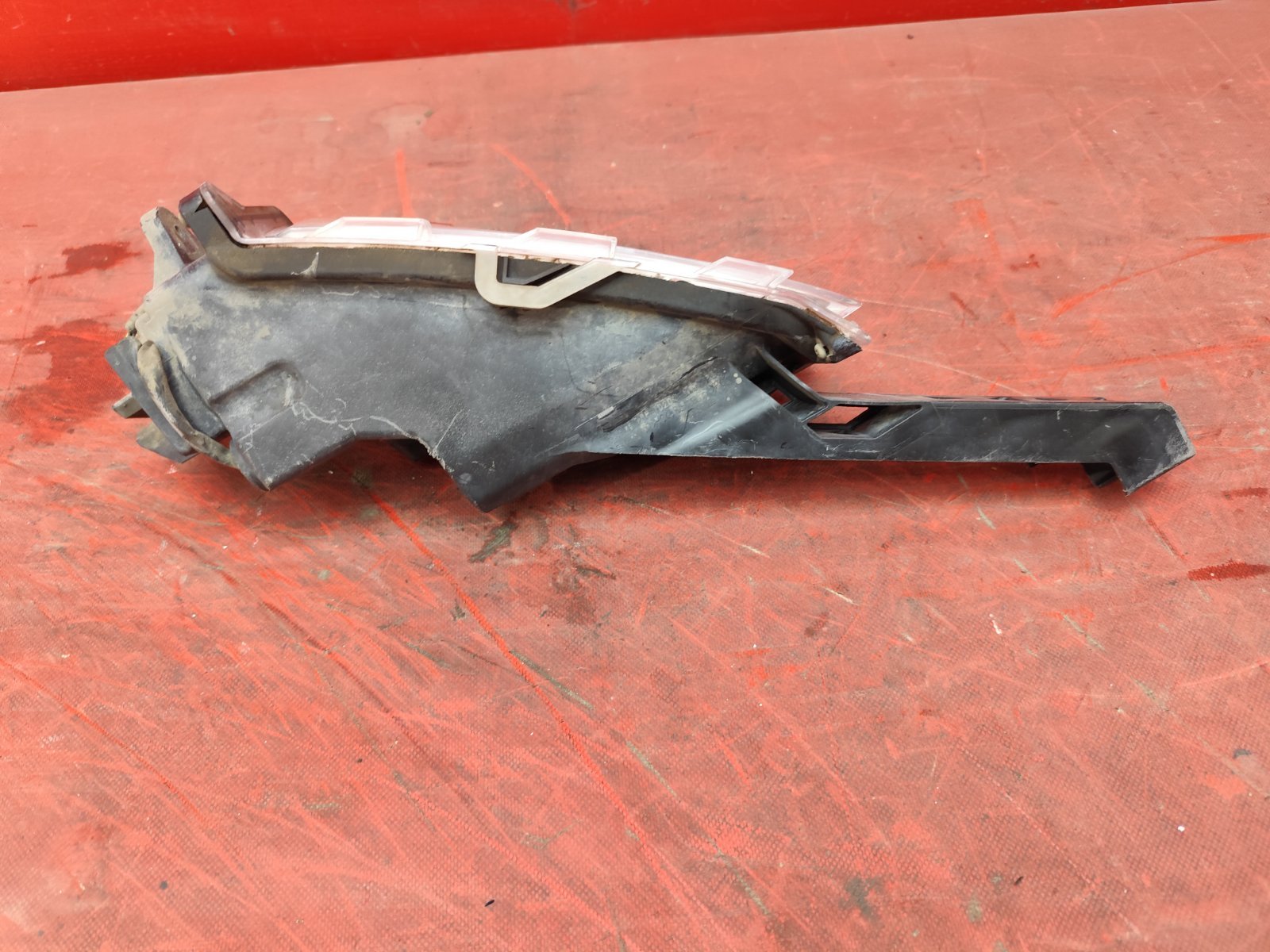 Фонарь противотуманный LED LEXUS NX 1 2014 перед. прав. (б/у) Фонарь противотуманный LED LEXUS NX 1 2014 перед. прав. (б/у)