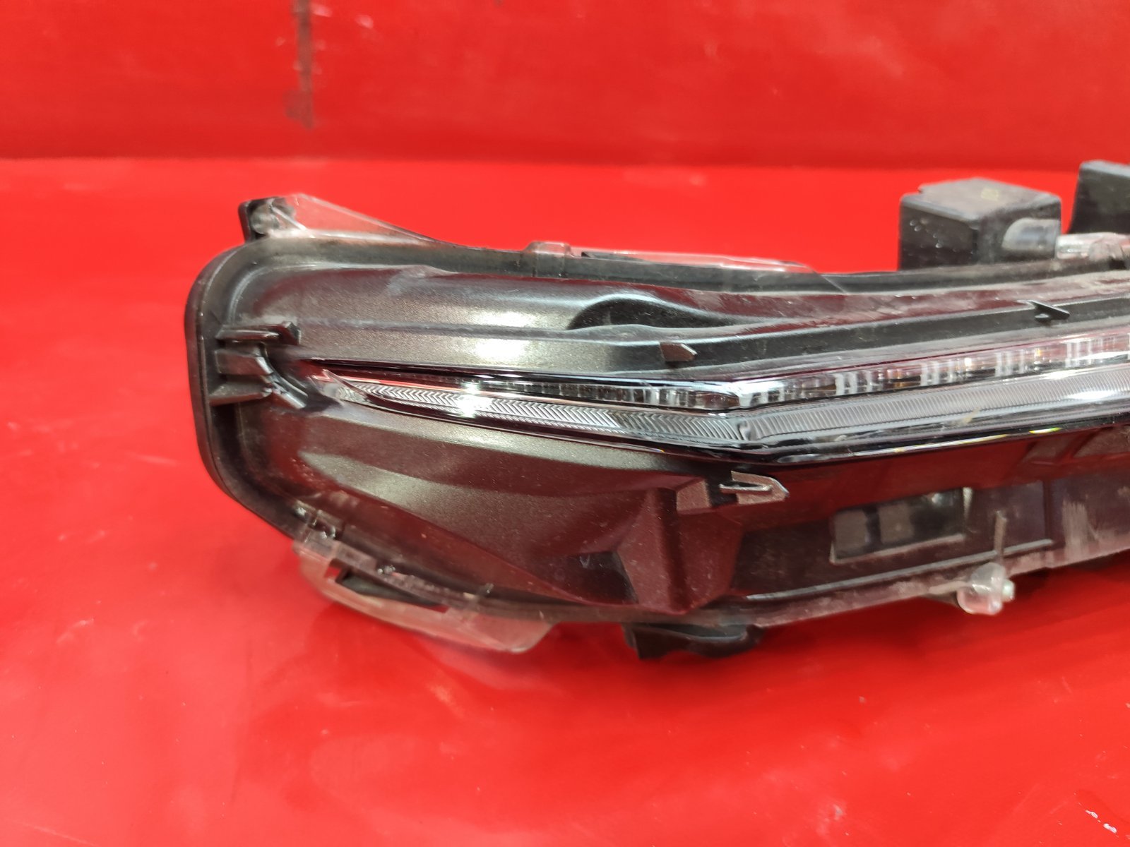 Фара ДХО LED LEXUS NX 1 2014 перед. прав. (б/у)