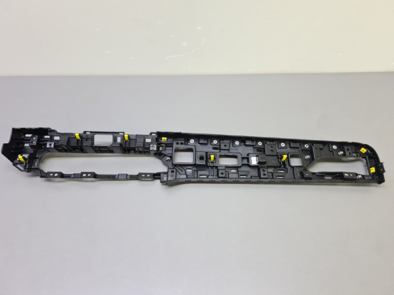 Декоративная накладка торпедо Chery Tiggo 7 Pro 2022 (б/у)