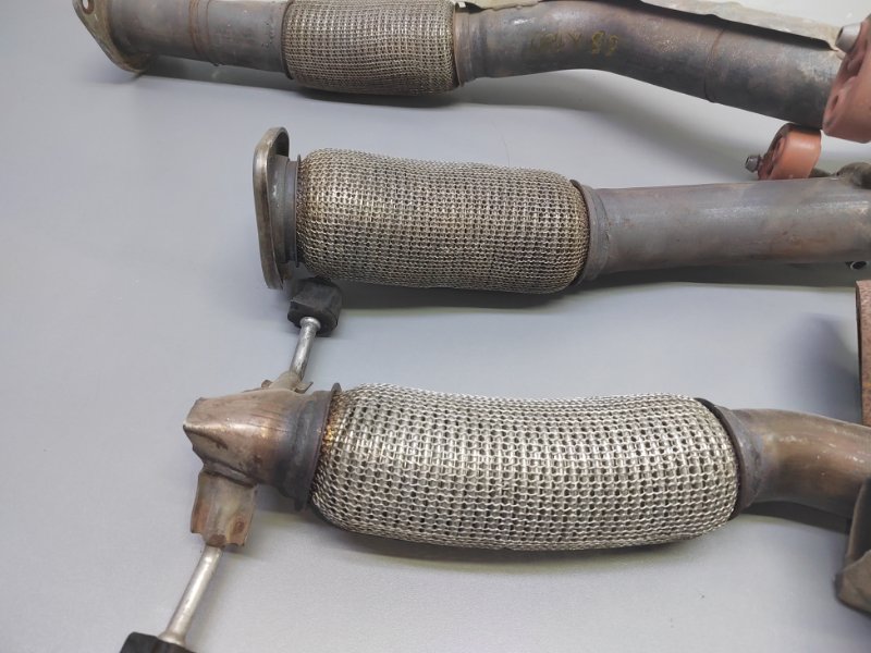 Гофра глушителя Chery Tiggo 7 Pro 2022 (б/у) Гофра глушителя Chery Tiggo 7 Pro 2022 (б/у)