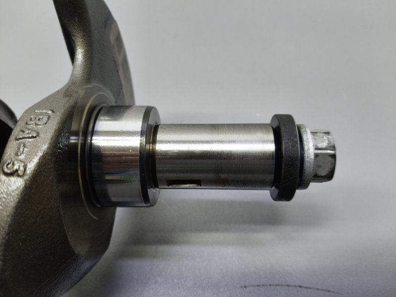 Коленвал Chery Arrizo 8 2023 (б/у) Коленвал Chery Arrizo 8 2023 (б/у)