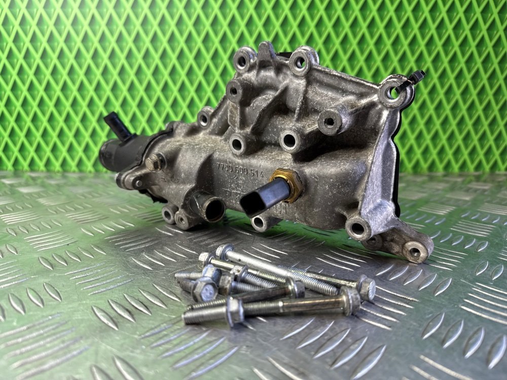 Корпус термостата Renault Scenic 1 K4M708 1.6 107 Л.С. (б/у)