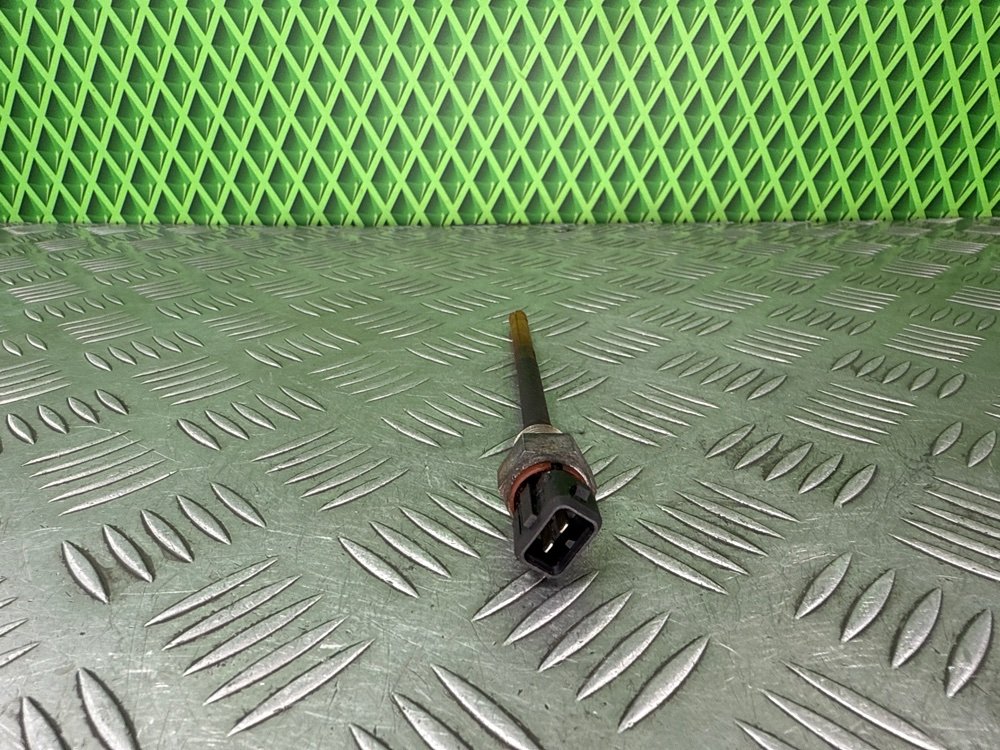 Датчик уровня масла Renault Scenic 1 F4R747 2.0 140 Л.С. (б/у) Датчик уровня масла Renault Scenic 1 F4R747 2.0 140 Л.С. (б/у)