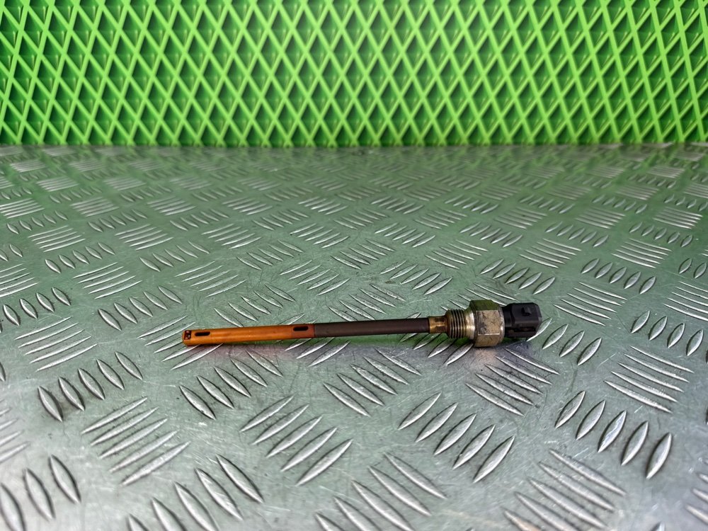 Датчик уровня масла Renault Laguna 2 F4R713 2.0 135 Л.С. (б/у)