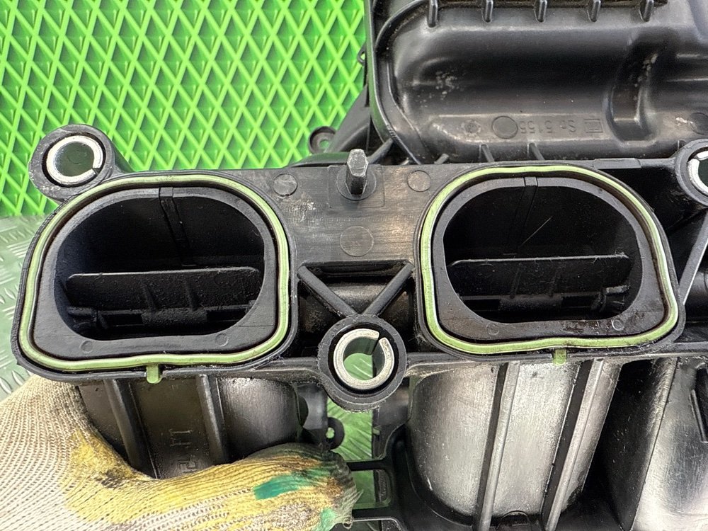 Коллектор впускной Ford Focus 2 QQDB 1.8 125 Л.С. (б/у)