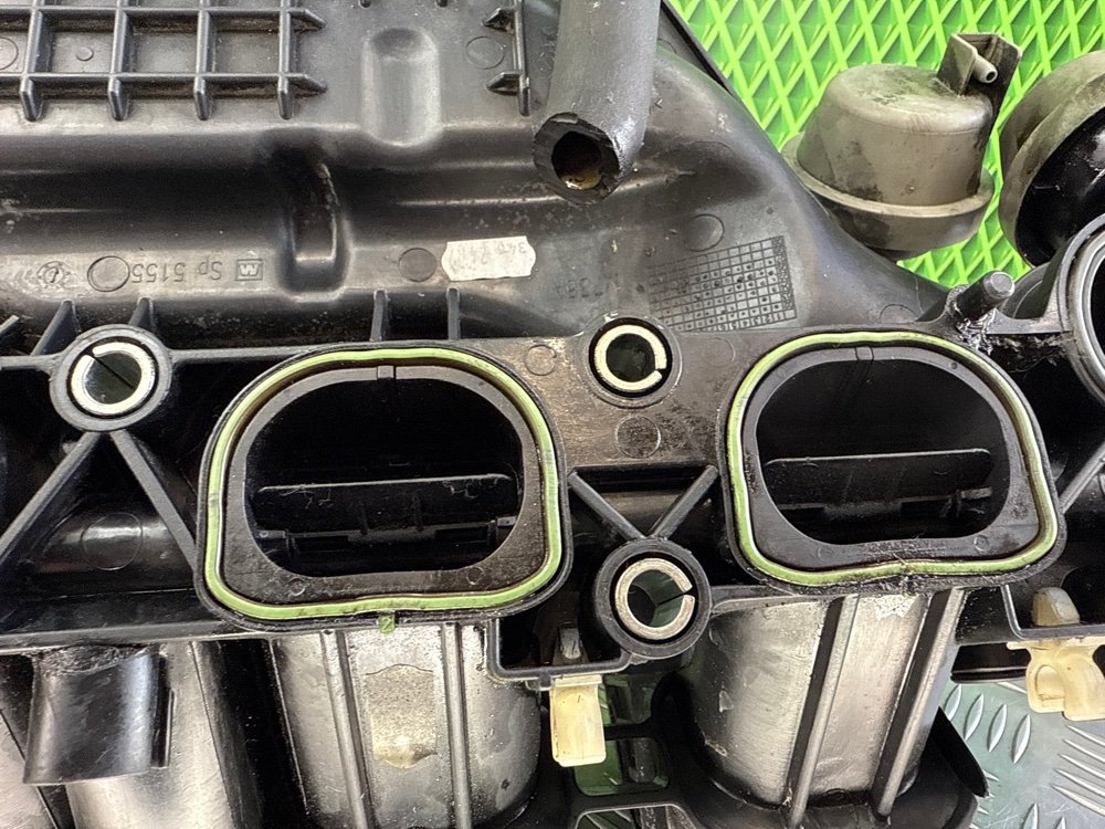 Коллектор впускной Ford Focus 2 QQDB 1.8 125 Л.С. (б/у)