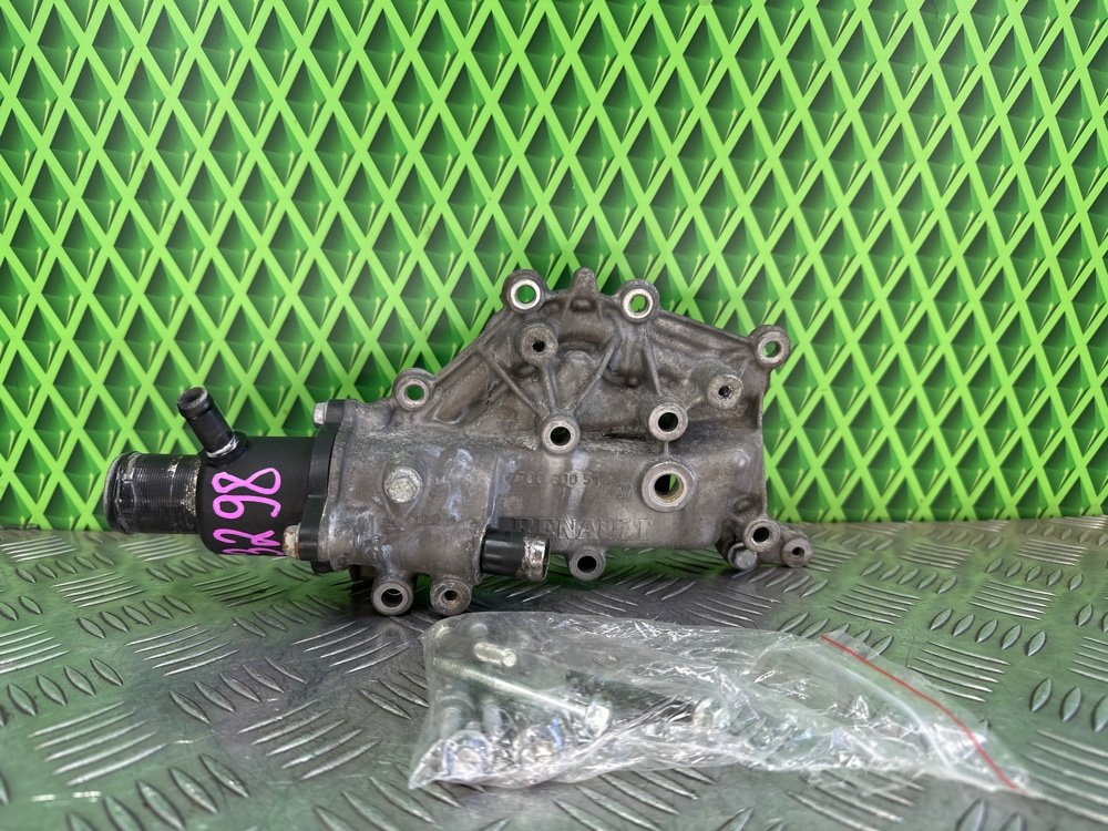 Корпус термостата Renault Megane 1 K4M708 1.6 107 Л.С. (б/у)