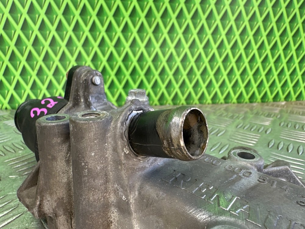 Корпус термостата Renault Megane 1 K4M708 1.6 107 Л.С. (б/у) Корпус термостата Renault Megane 1 K4M708 1.6 107 Л.С. (б/у)