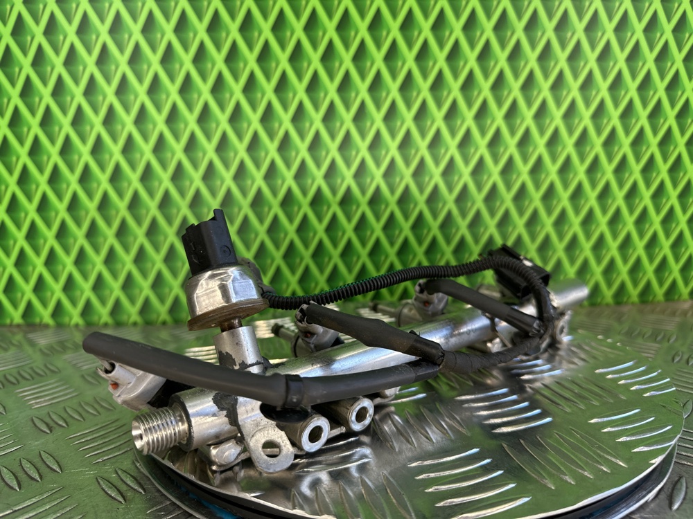 Форсунка топливная Renault Captur H5F403 1.2 120 Л.С. (б/у)