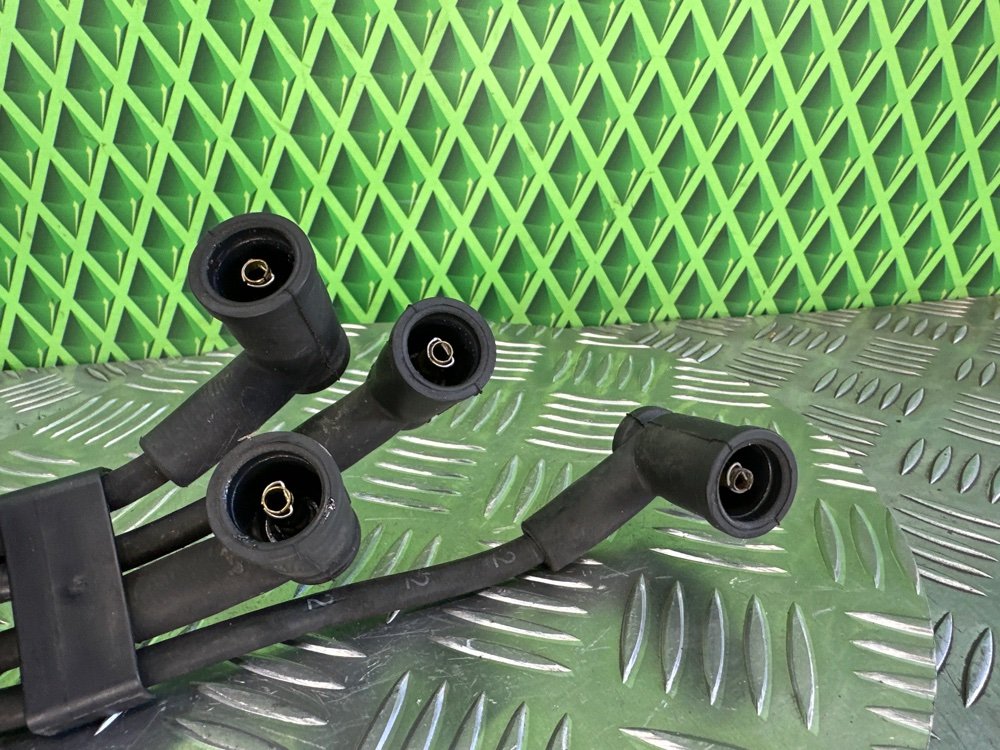 Катушка зажигания Ford Focus 2 ASDA 1.4 80 Л.С. (б/у) Катушка зажигания Ford Focus 2 ASDA 1.4 80 Л.С. (б/у)