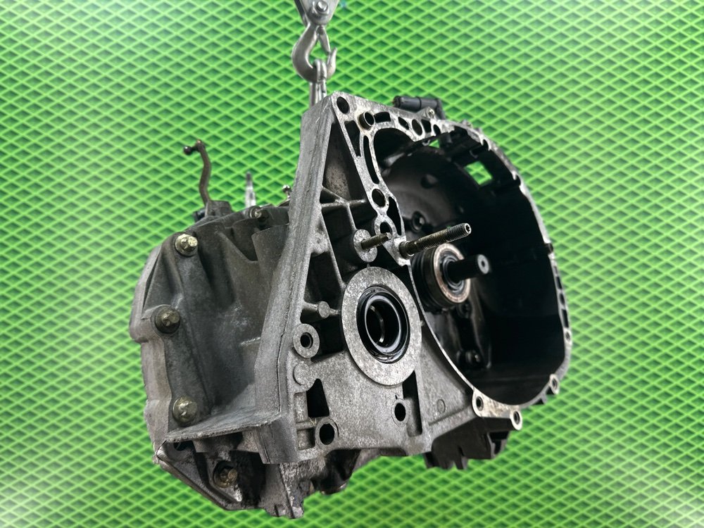 МКПП Renault Megane 2 K4M812 1.6 113 Л.С. (б/у) МКПП Renault Megane 2 K4M812 1.6 113 Л.С. (б/у)