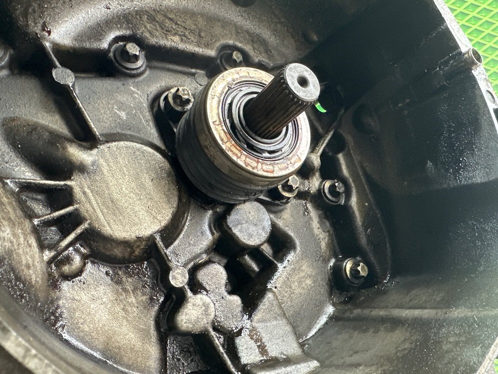 МКПП Renault Megane 2 K4M812 1.6 113 Л.С. (б/у) МКПП Renault Megane 2 K4M812 1.6 113 Л.С. (б/у)