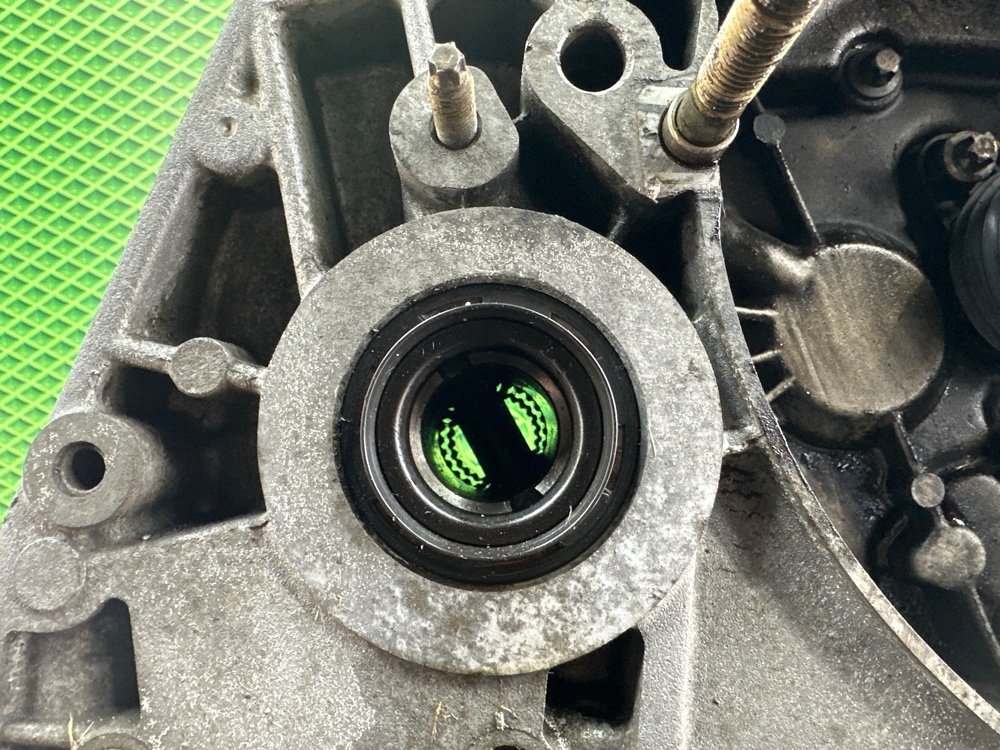 МКПП Renault Megane 2 K4M812 1.6 113 Л.С. (б/у) МКПП Renault Megane 2 K4M812 1.6 113 Л.С. (б/у)