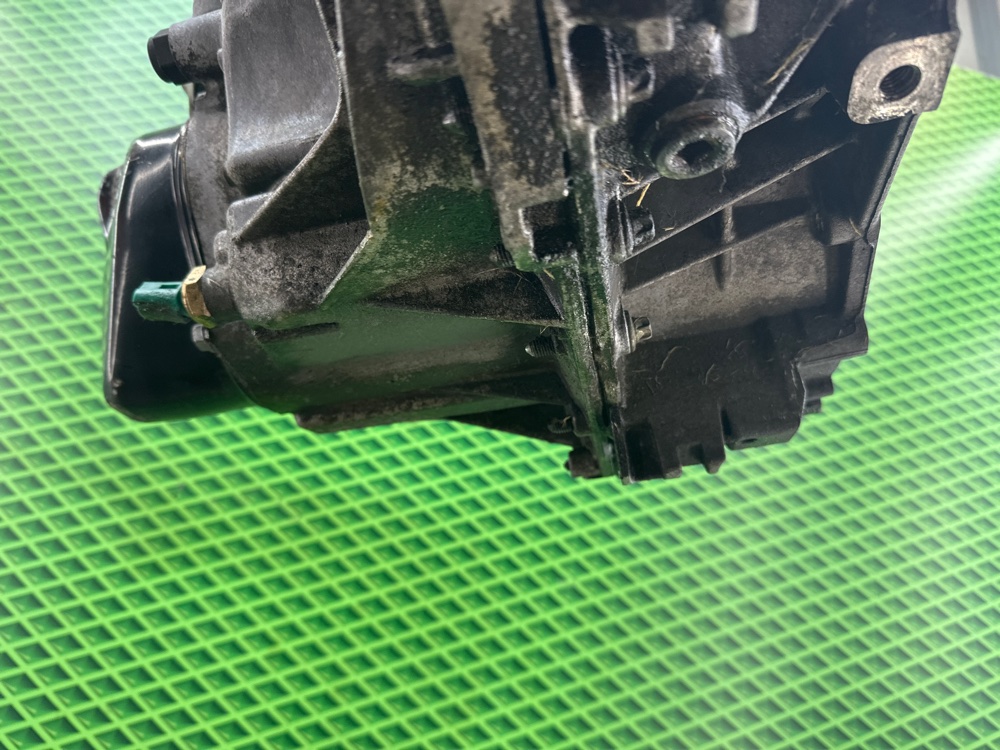 МКПП Renault Megane 2 K4M812 1.6 113 Л.С. (б/у) МКПП Renault Megane 2 K4M812 1.6 113 Л.С. (б/у)