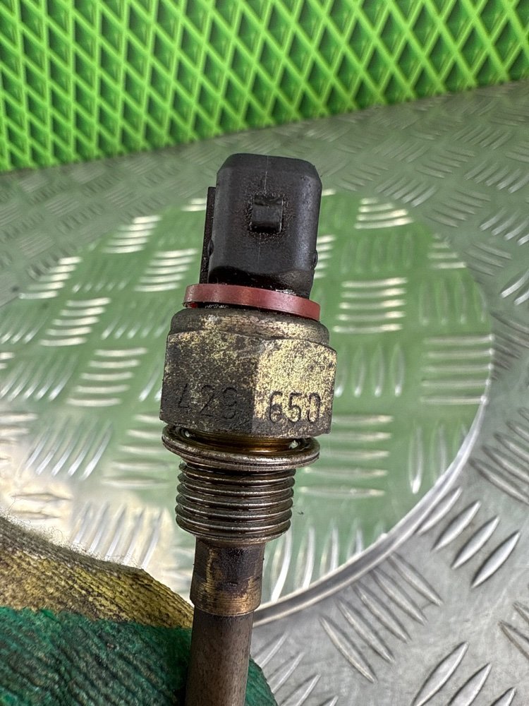 Датчик уровня масла Renault Megane 2 K4M812 1.6 113 Л.С. (б/у)