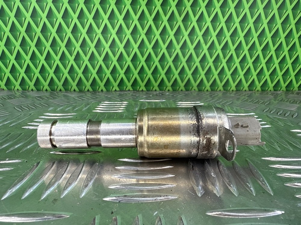 Клапан изменения фаз ГРМ Renault Megane 2 K4M812 1.6 113 Л.С. (б/у)