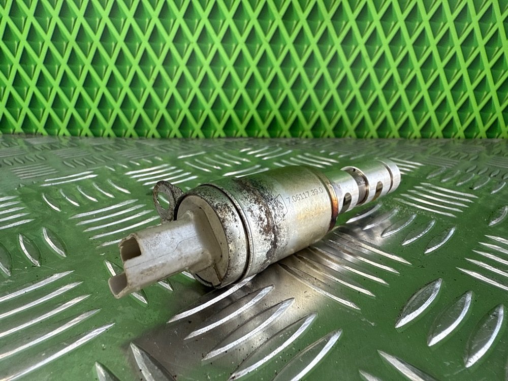 Клапан изменения фаз ГРМ Renault Megane 2 K4M812 1.6 113 Л.С. (б/у)