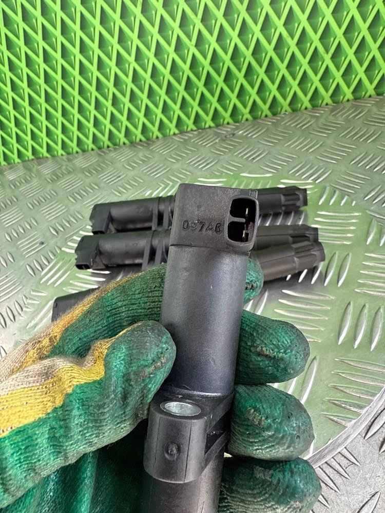 Катушка зажигания Renault Megane 2 K4M812 1.6 113 Л.С. (б/у)