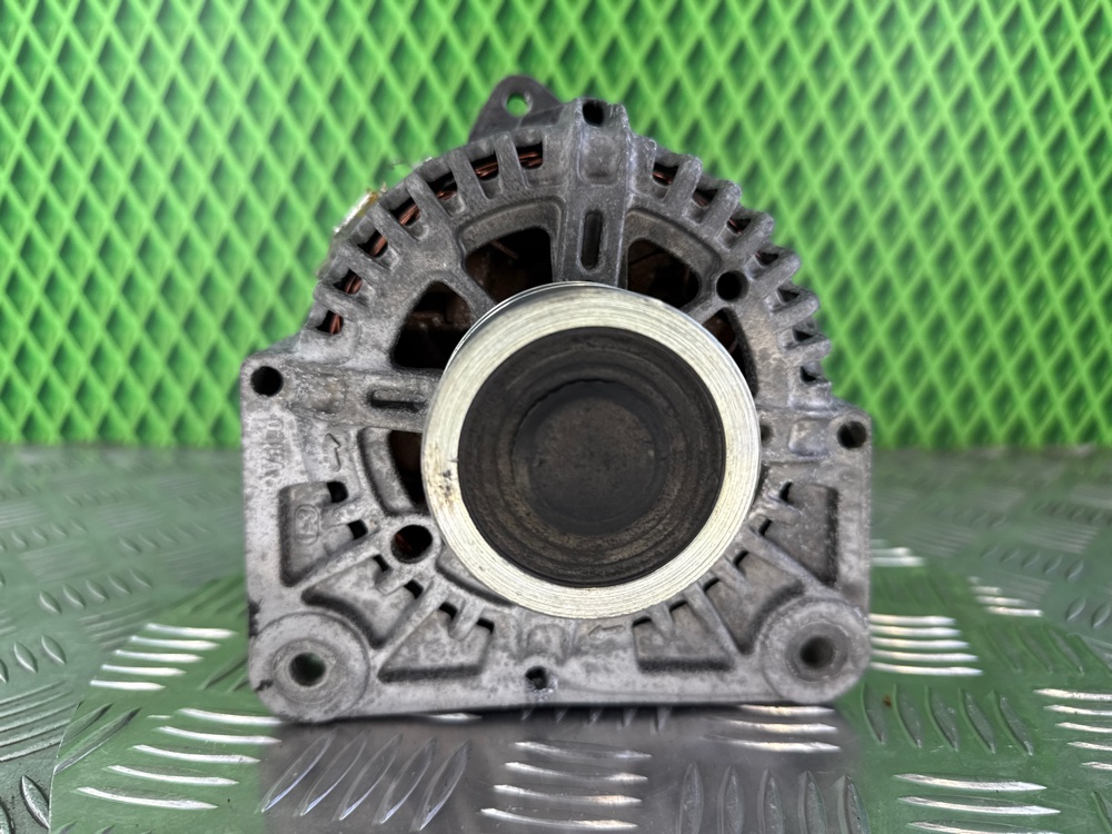 Генератор Renault Scenic 2 K4M782 1.6 112 Л.С. (б/у)