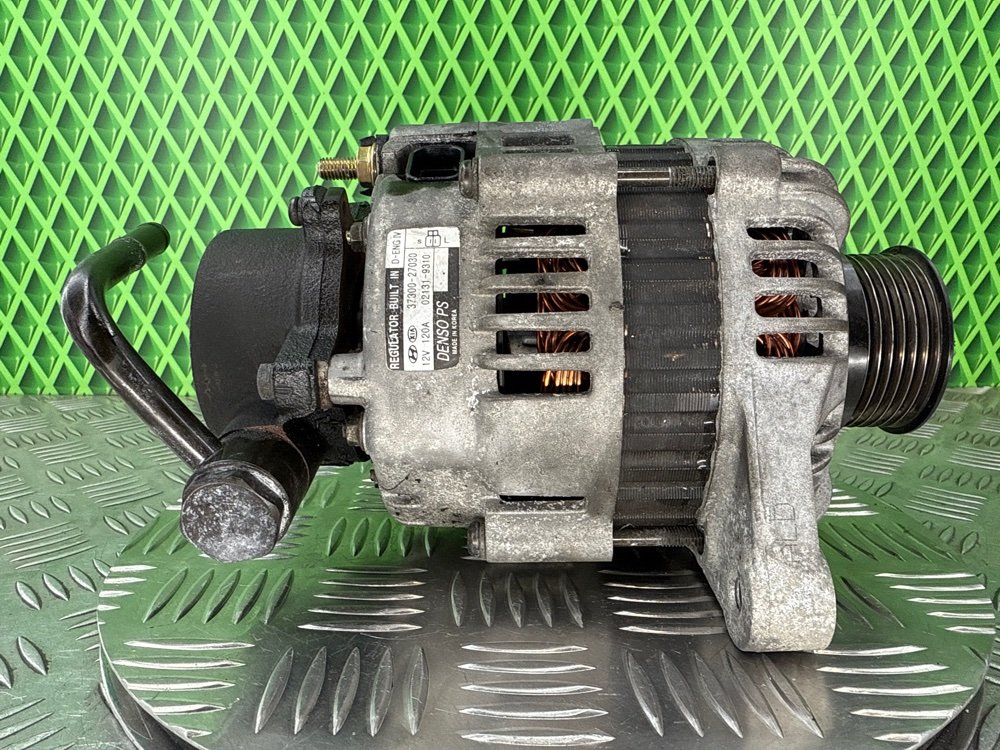 Генератор Hyundai Tucson D4EA 2.0 140 Л.С. (б/у)