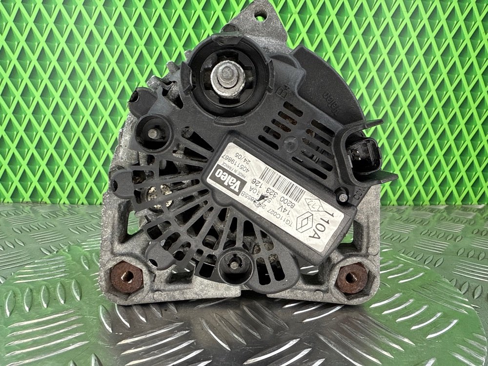 Генератор Renault Laguna 2 K4M716 1.6 113 Л.С. (б/у) Генератор Renault Laguna 2 K4M716 1.6 113 Л.С. (б/у)